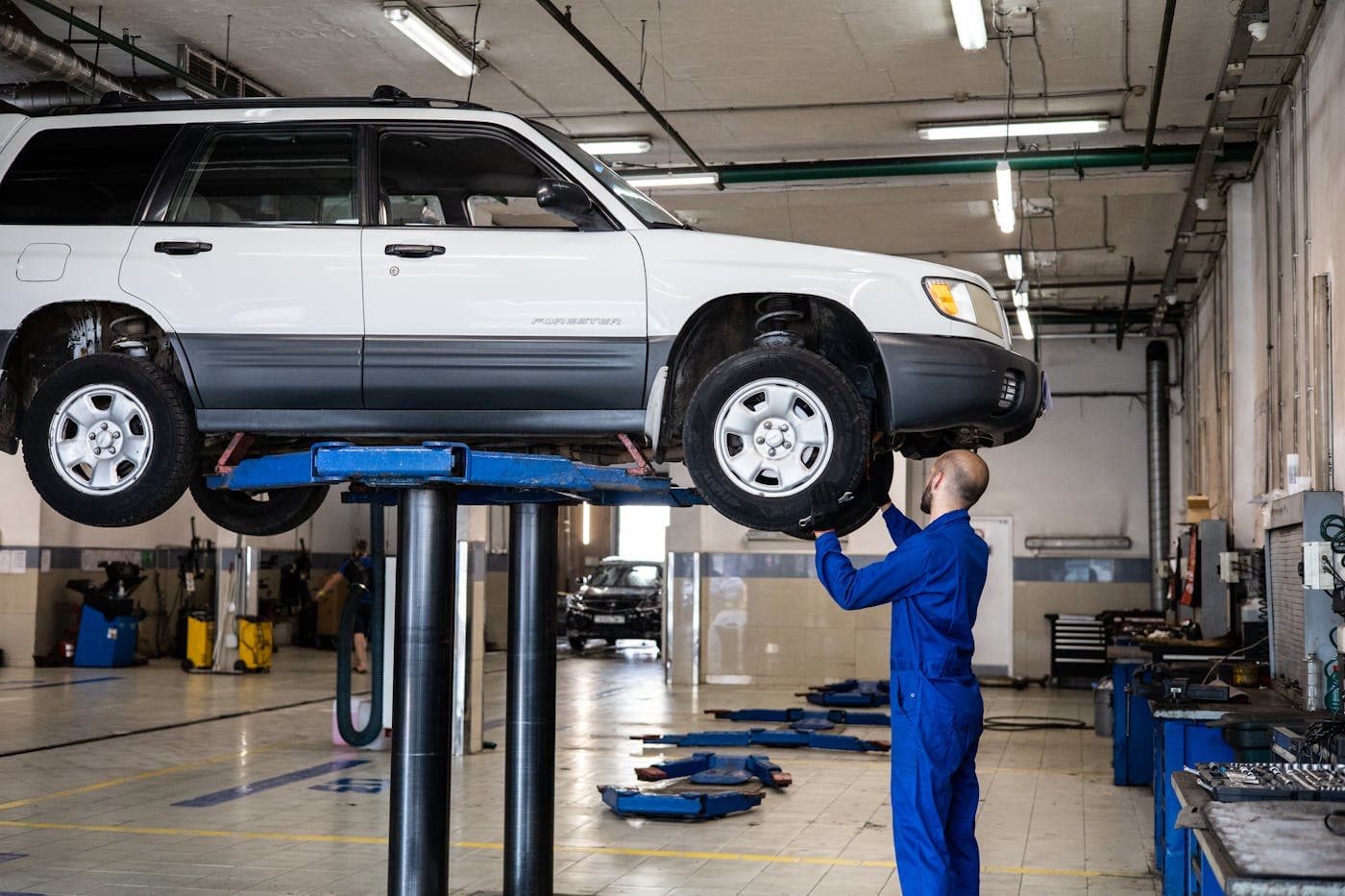 Vehicle inspection in a professional service facility